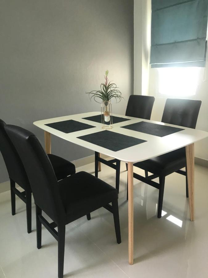 Origin Poolvilla Vila